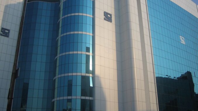 India’s Securities Regulator Warns Advisers Against Dealing in Unregulated Assets